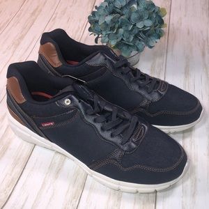 Levi’s NWT Men’s Casual Sneakers